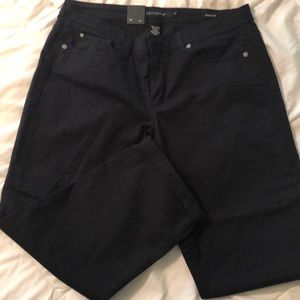 New with tags Calvin Klein skinny crop jeans